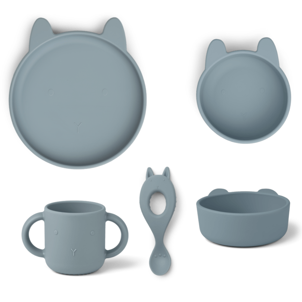 Kit de vaisselle en silicone pour les repas de bébé. Vaisselle en silicone bleu de la marque liewood en forme de chat