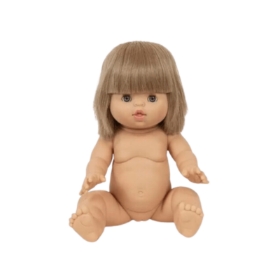 La jolie poupée Yzé aux yeux dormeurs de la marque Minikane. 34cm et vendue nue, poupee minikane, poupée paola reina, yze aux yeux dormeurs, moos family store, concept store lille, boutique enfant