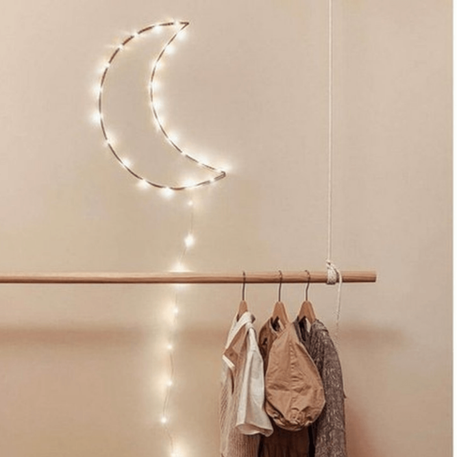 guirlande lumineuse etoile, lune lumineuse, lampe lune, decoration chambre enfant, moos family store, boutique enfant, lampe lune, lune lumineuse