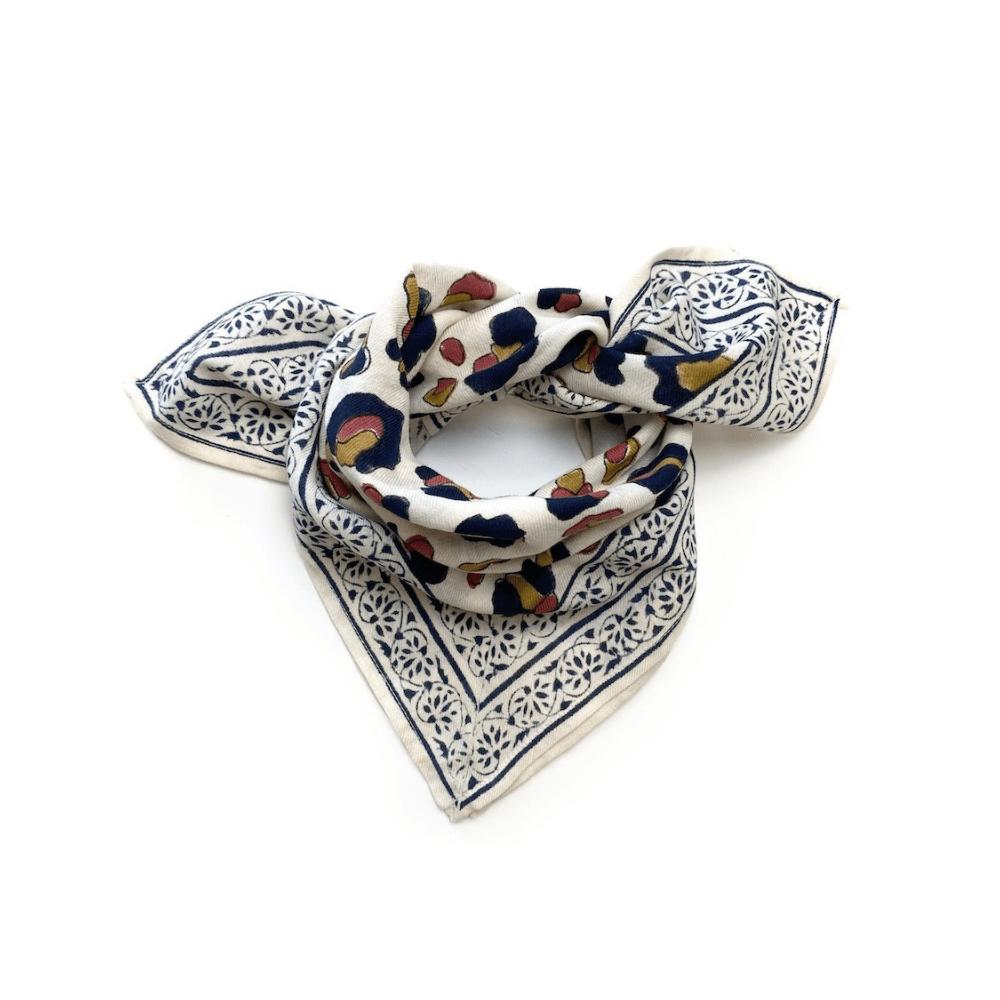 apaches collection, foulard apaches collection, foulard graou, moos family store, moos lille, concept store lille, boutique enfant