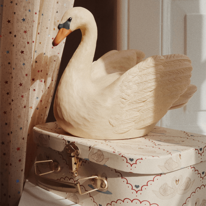 lampe cygne enfant, lampe veilleuse enfant, konges slojd, decoration chambre enfant, moos family store