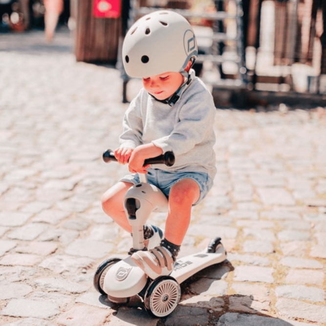 trottinette evolutive pour enfant dès 1 an de couleur beige chez moos family store annoeullin